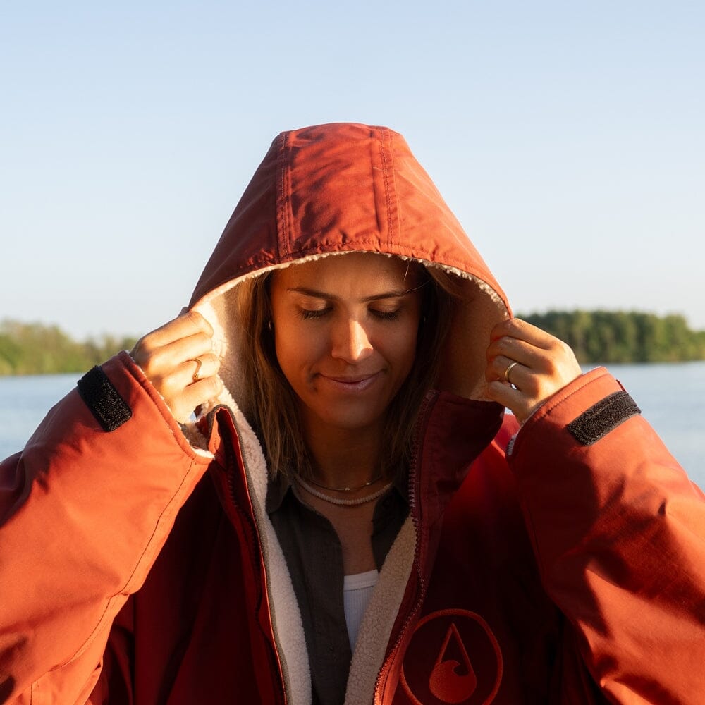 Storm Robe Yukon red Wasserdichte Storm Ponchos WAVE HAWAII