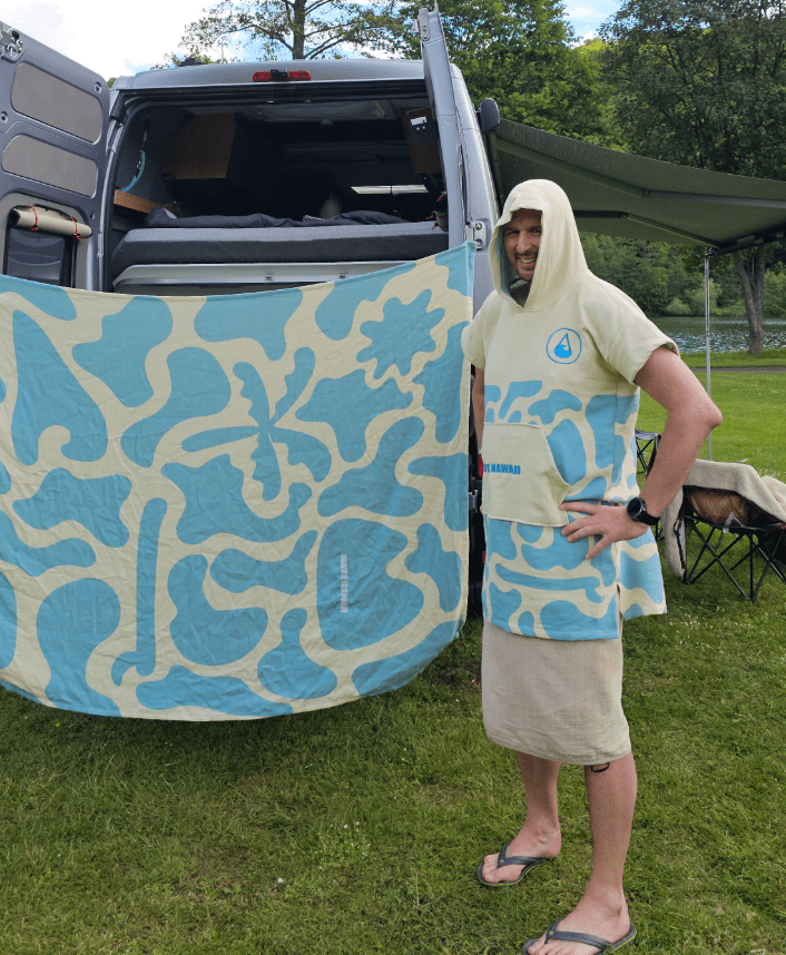 Genialer Vanlife-Hack: Das WAVE HAWAII Magnet-Badetuch im Test bei TrampelpfadVan.Life